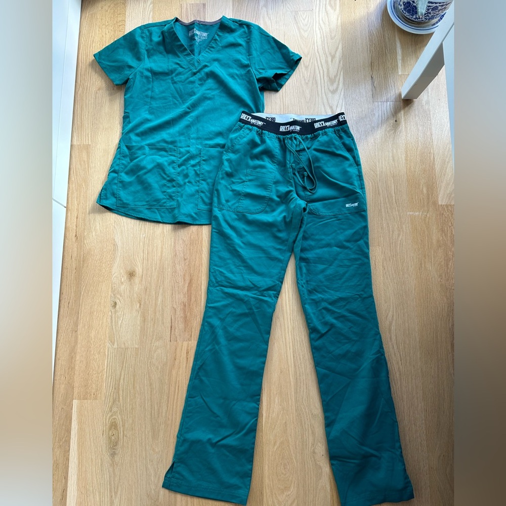 Grey’s Anatomy Green Scrubs